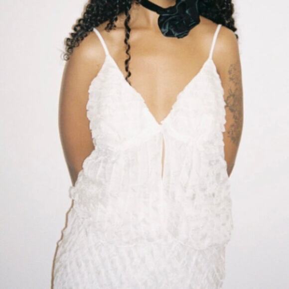 Lisa Say Gah Sz S Ivy Top Vanilla Ruffle Tank Top - Picture 3 of 16